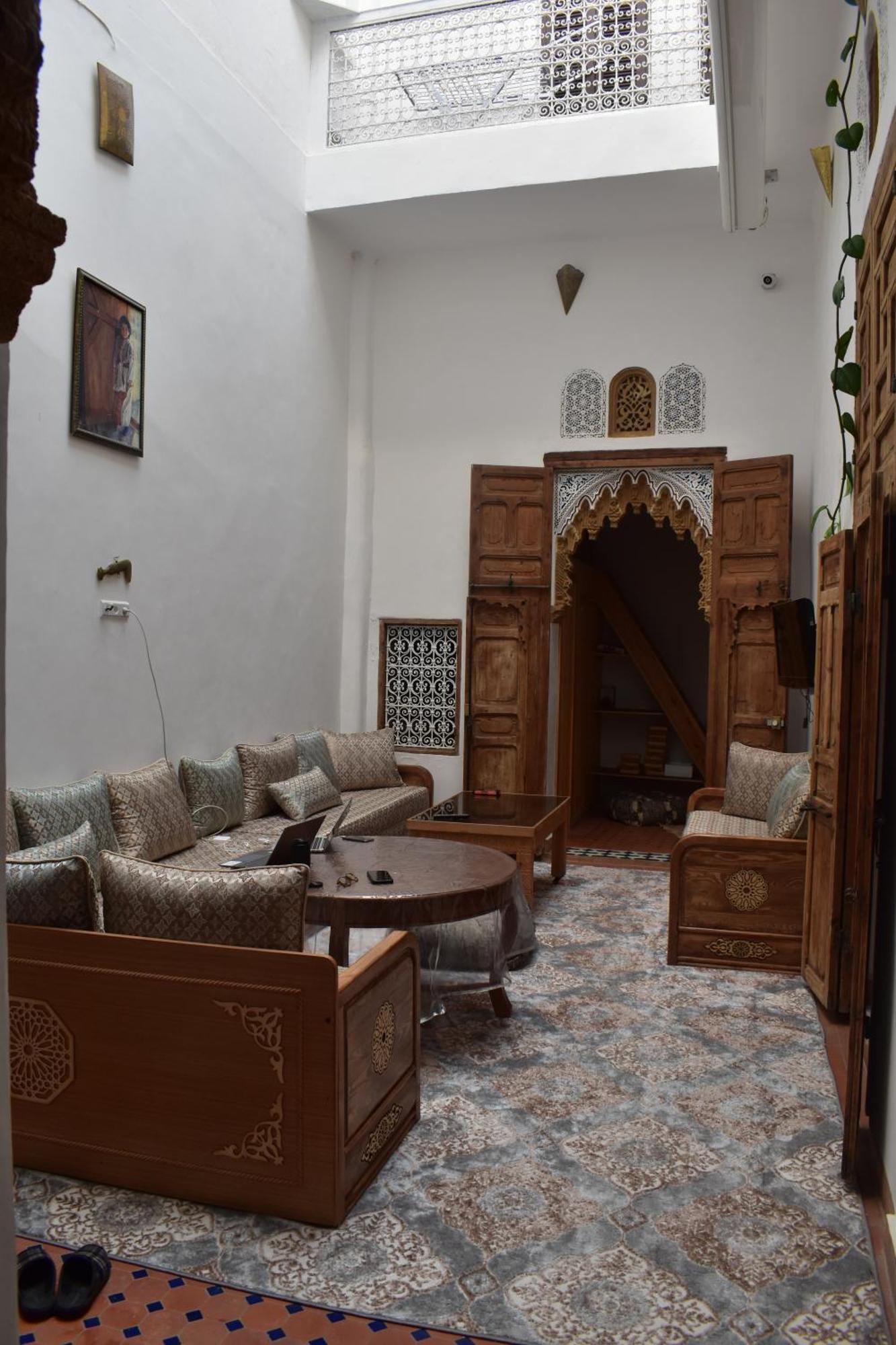 Hostel Capital Rabat Exteriör bild