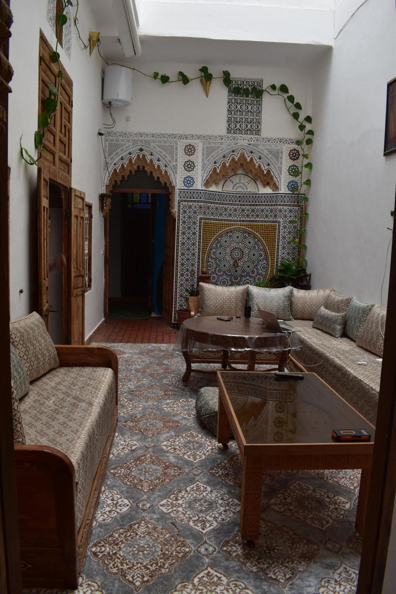 Hostel Capital Rabat Exteriör bild